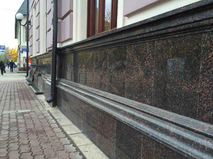 цоколь из гранита