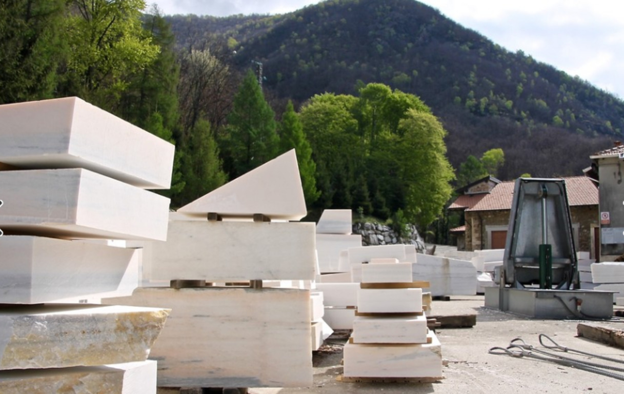 белый итальянский мрамор